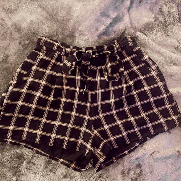 NWT American Eagle plaid paperbag tie waist linen cotton shorts - Picture 4 of 12